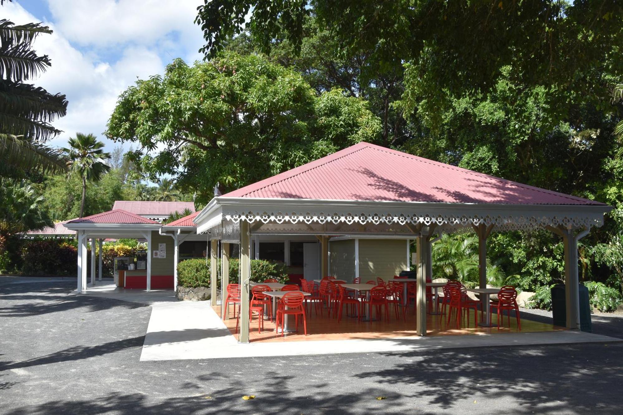 Bungalow Du Jardin Botanique De Deshaies Kültér fotó